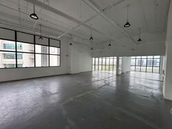 Hh @ Kallang (D13), Factory #576591671